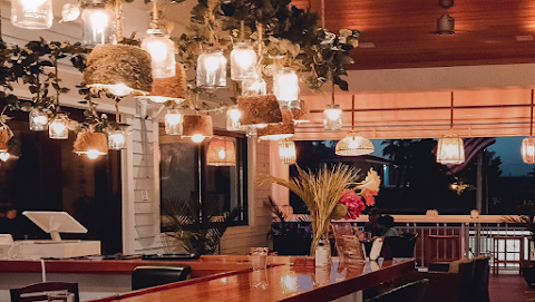 Bamboo Island Bar in Bradenton Beach